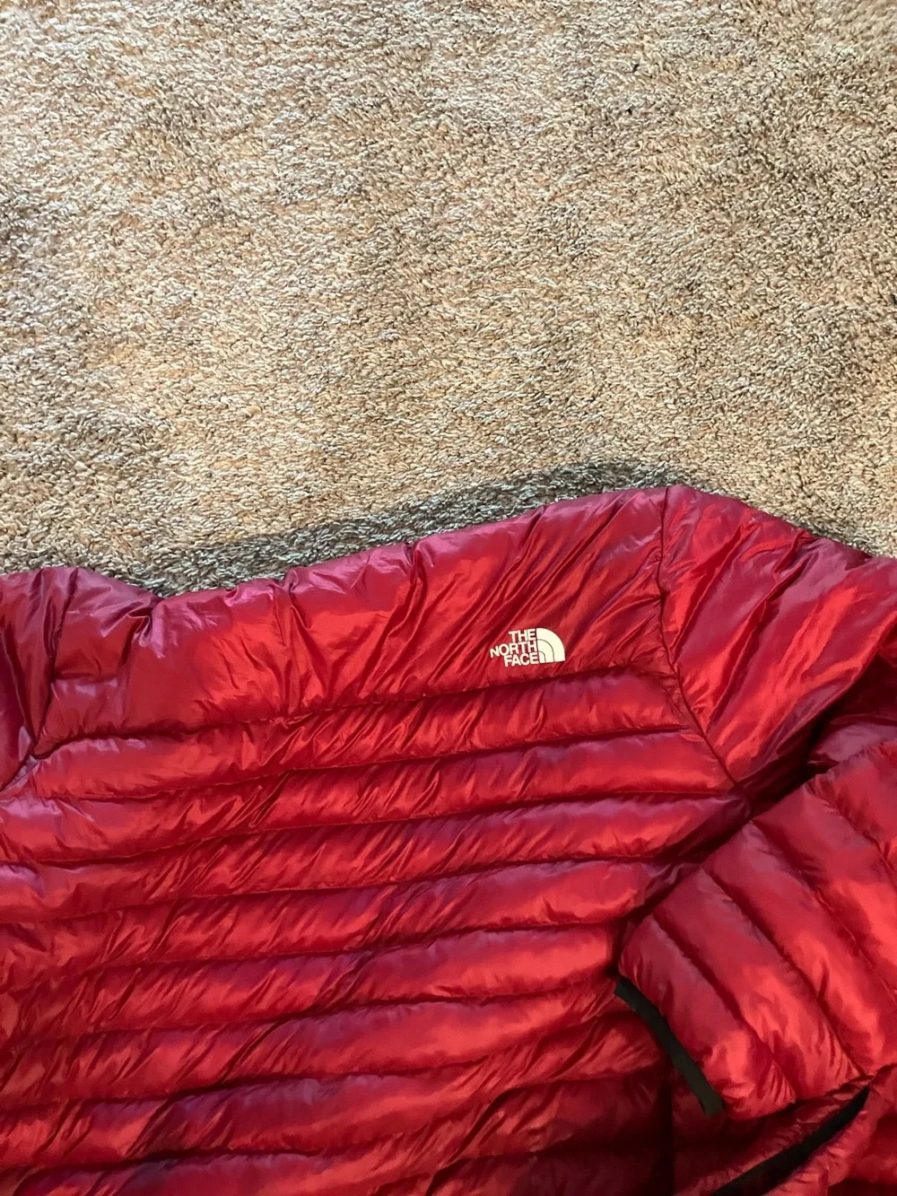 The North Face Men’s Two-Tone Red Packable Puffer Jacket